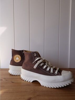 Converse Women’s Chuck Taylor All Star Lugged High By You Size 8.5